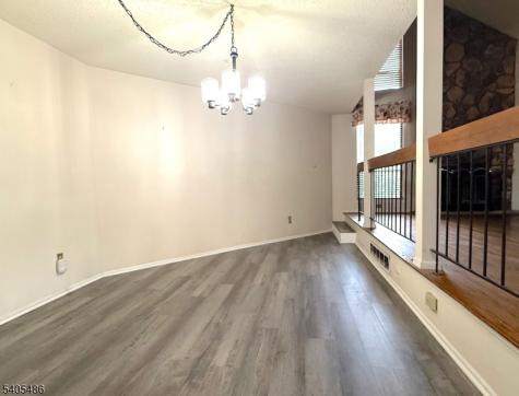 237 Kingsberry Drive Franklin NJ 08873