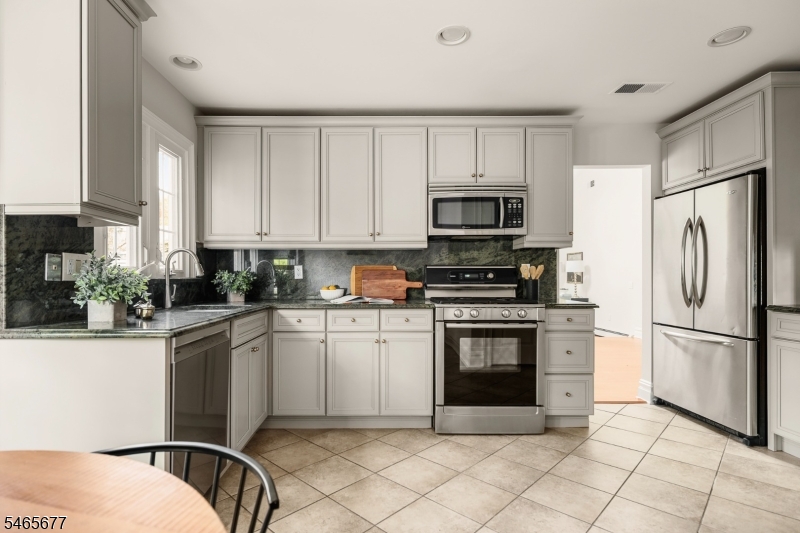 7 Dexter Drive N Bernards NJ 07920