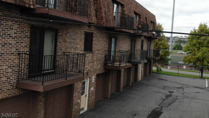 825 Riverside Avenue Lyndhurst NJ 07071