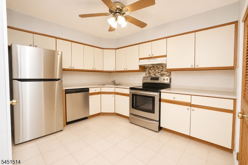 1906 Paterson Plank Road Unit3a North Bergen NJ 07047
