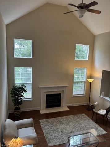 14 Fehervari Court Franklin NJ 08873