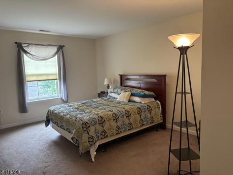 14 Fehervari Court Franklin NJ 08873