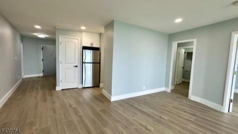 1 Claridge Dr Apt 1000 Verona NJ 07044