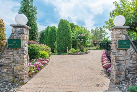 61 Colton Circle West Orange NJ 07052