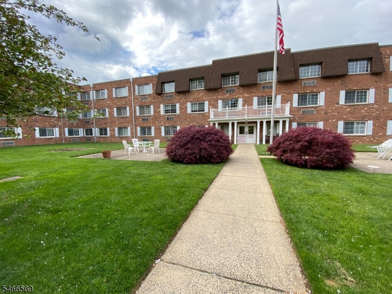 255 Tucker Avenue Union NJ 07083