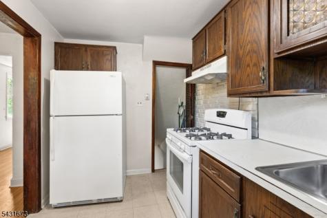 106 Gallows Hill Road Cranford NJ 07016