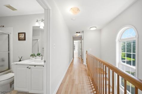 419 Hartford Drive Nutley NJ 07110