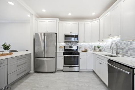 419 Hartford Drive Nutley NJ 07110