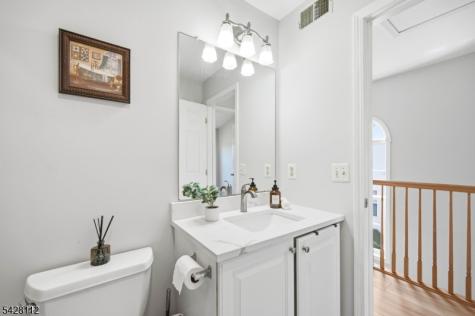 419 Hartford Drive Nutley NJ 07110