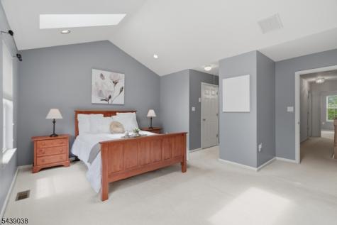 9 Knox Court Bernards NJ 07920