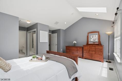 9 Knox Court Bernards NJ 07920