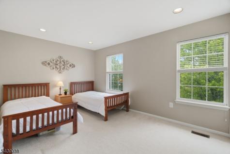 9 Knox Court Bernards NJ 07920