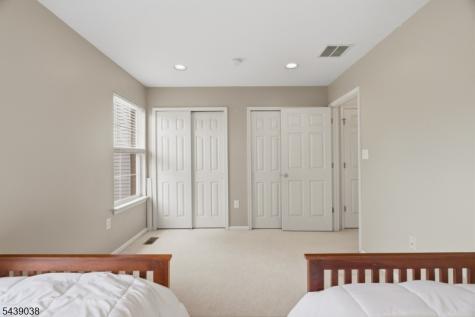 9 Knox Court Bernards NJ 07920