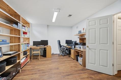 9 Knox Court Bernards NJ 07920