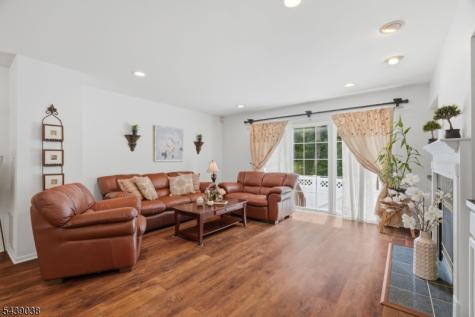 9 Knox Court Bernards NJ 07920