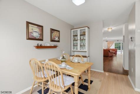 9 Knox Court Bernards NJ 07920