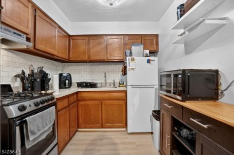 605 Grove Street Clifton NJ 07013