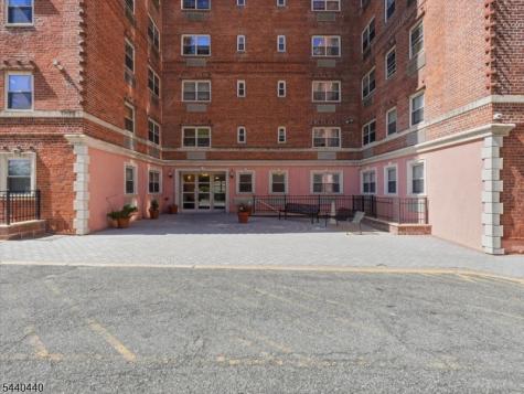 70 S Munn Avenue East Orange NJ 07018