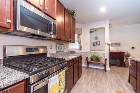 2 Sharp Shinned Court Washington NJ 07882