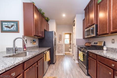 2 Sharp Shinned Court Washington NJ 07882