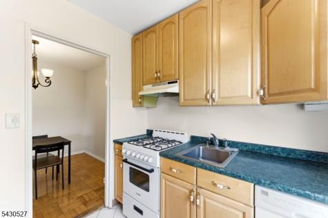 415 Claremont Avenue Montclair NJ 07042