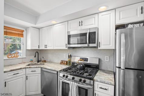 118 Brook Drive Hackettstown NJ 07840