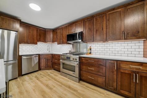 223 Robertson Way Lincoln Park NJ 07035