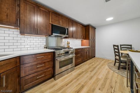 223 Robertson Way Lincoln Park NJ 07035