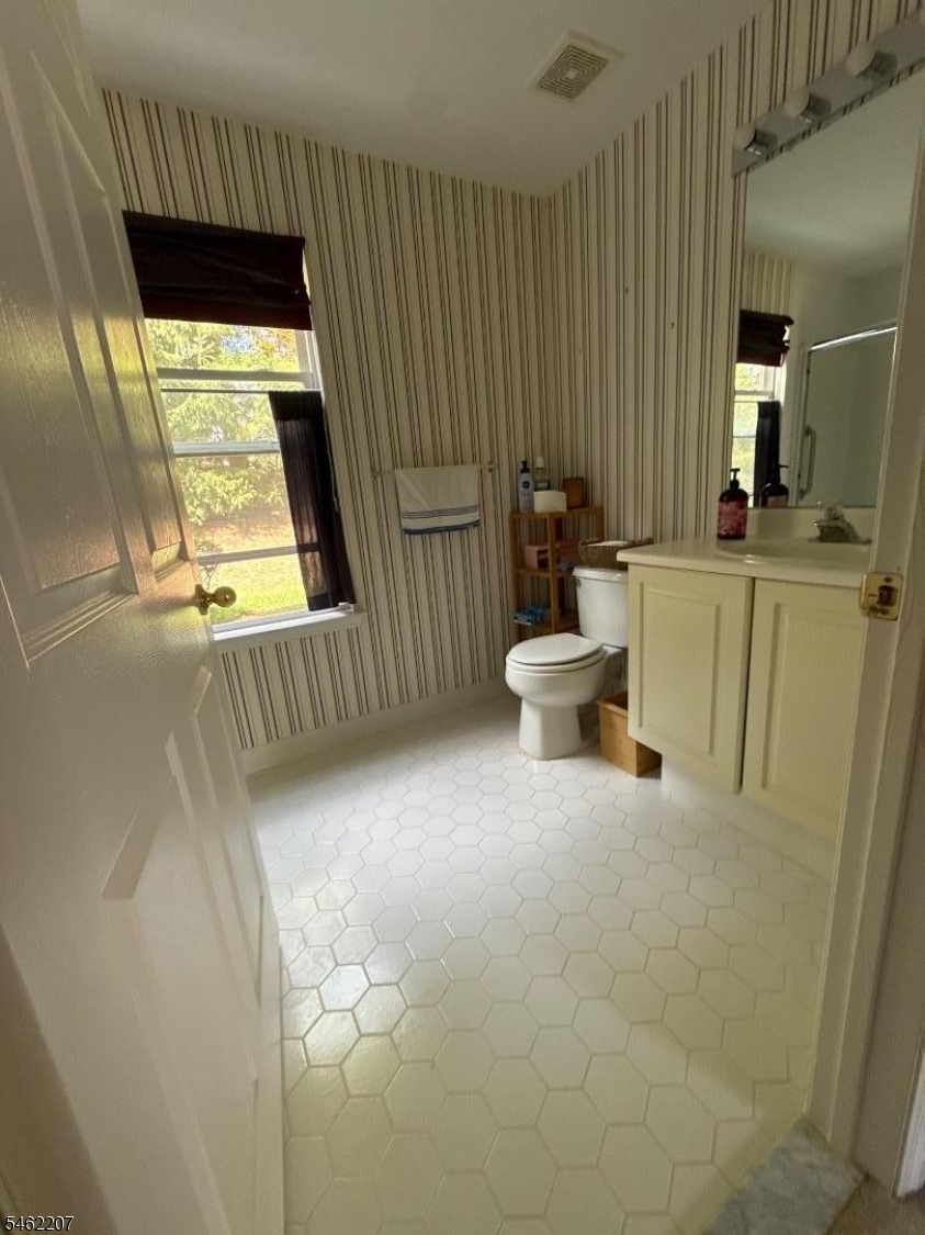 6 Eagles Nest Lane Hardyston NJ 07419