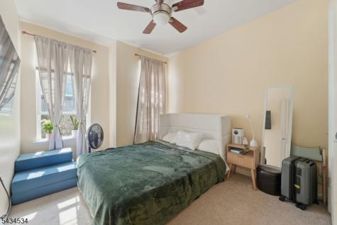 13 Dahlia Lane Garfield NJ 07646