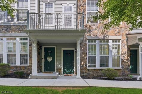 13 Dahlia Lane Garfield NJ 07646