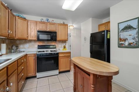 13 Eagles Nest Lane Hardyston NJ 07419