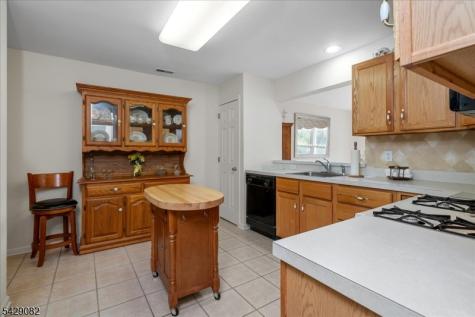 13 Eagles Nest Lane Hardyston NJ 07419