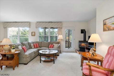 13 Eagles Nest Lane Hardyston NJ 07419