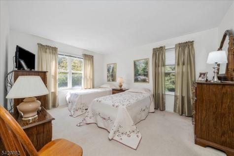 13 Eagles Nest Lane Hardyston NJ 07419