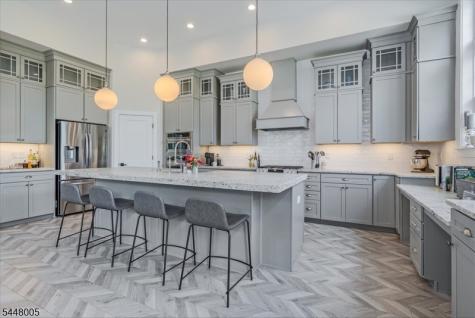 20 Juniper Court Cedar Grove NJ 07009