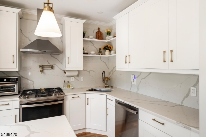 17 Tasley Court Robbinsville NJ 08691