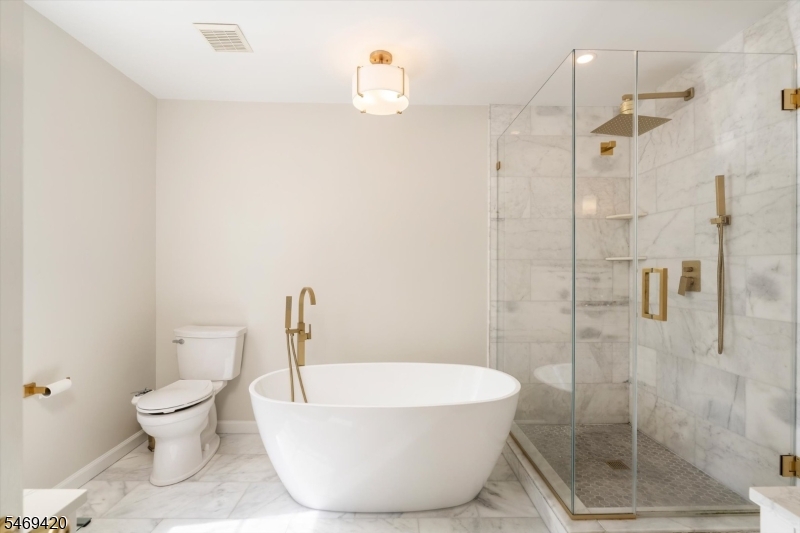 17 Tasley Court Robbinsville NJ 08691