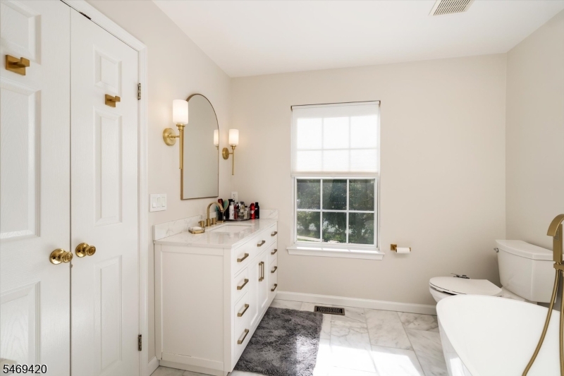 17 Tasley Court Robbinsville NJ 08691