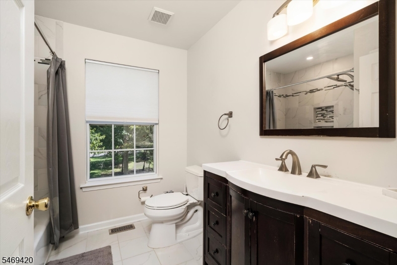 17 Tasley Court Robbinsville NJ 08691