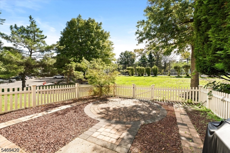 17 Tasley Court Robbinsville NJ 08691