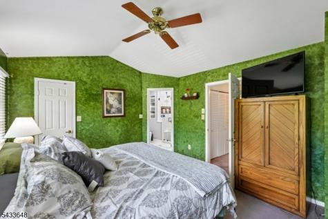 53 Woodledge Court Rockaway NJ 07866