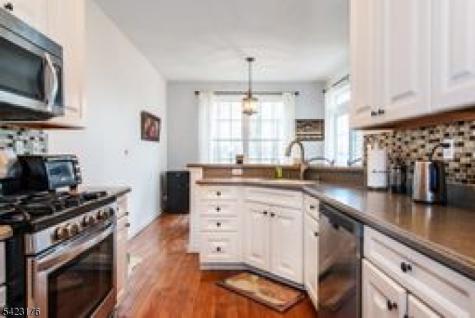 168 Levinberg Lane Wayne NJ 07470