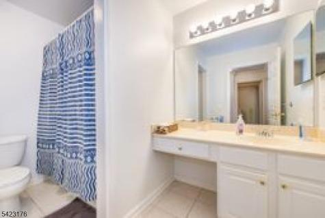 168 Levinberg Lane Wayne NJ 07470