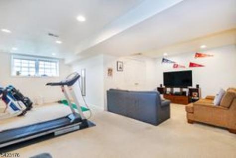 168 Levinberg Lane Wayne NJ 07470