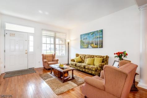 168 Levinberg Lane Wayne NJ 07470