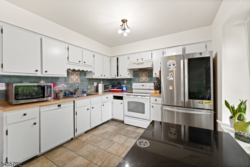 403 Bradford Court Hillsborough NJ 08844