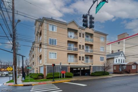 349 W Grand Street Elizabeth NJ 07202