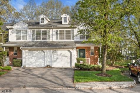 35 Maple Lane Mount Arlington NJ 07856