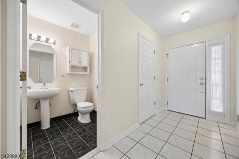 35 Maple Lane Mount Arlington NJ 07856